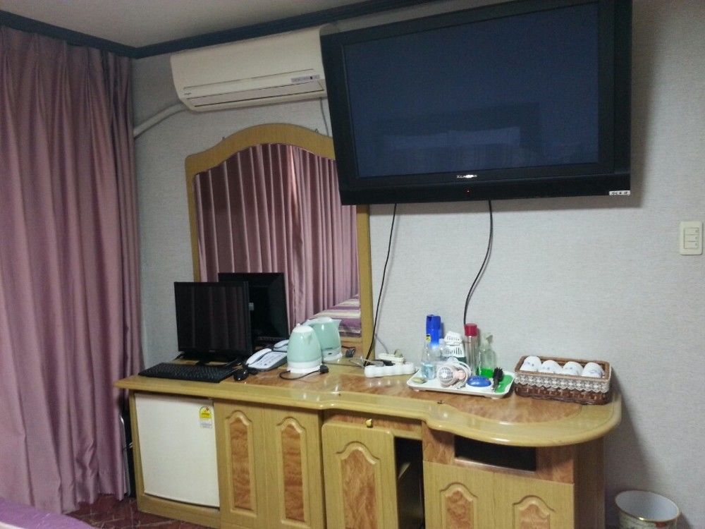 Coin Motel Busan Extérieur photo
