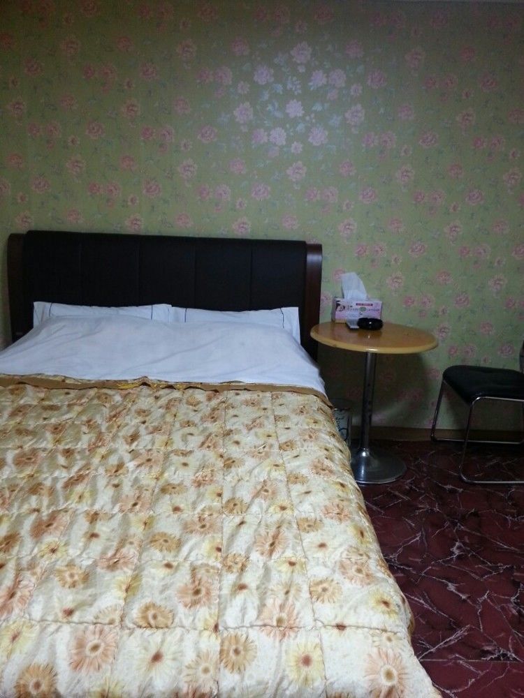 Coin Motel Busan Extérieur photo