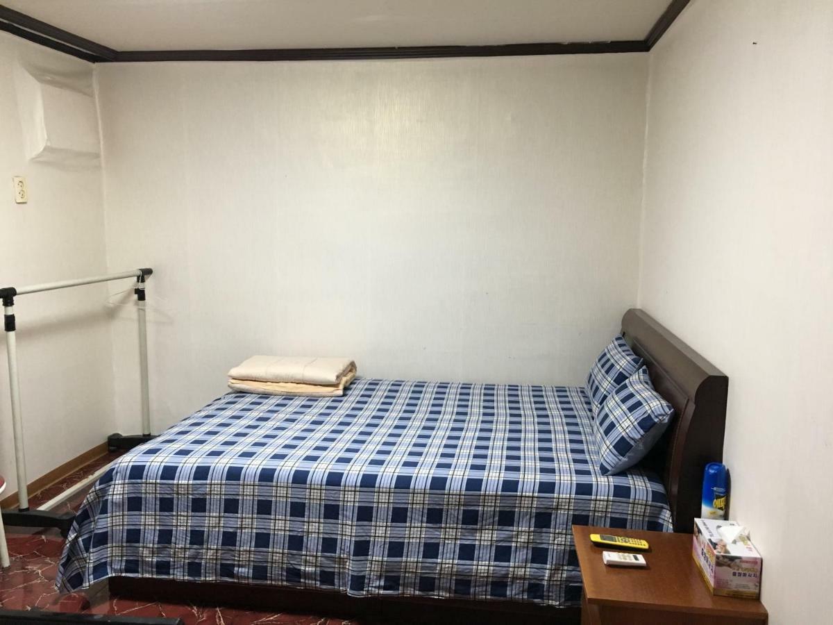 Coin Motel Busan Extérieur photo