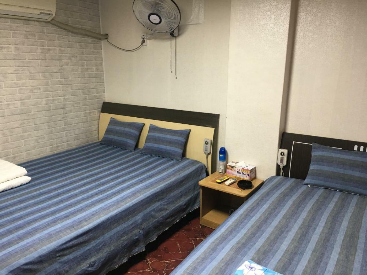Coin Motel Busan Extérieur photo