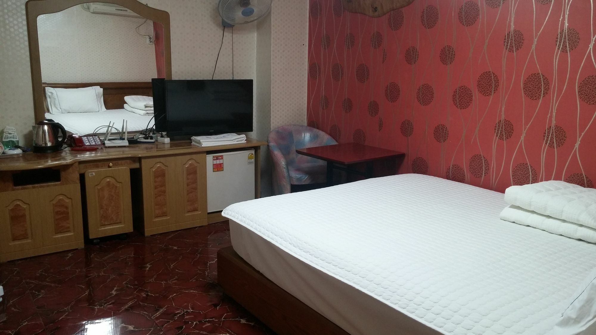 Coin Motel Busan Extérieur photo